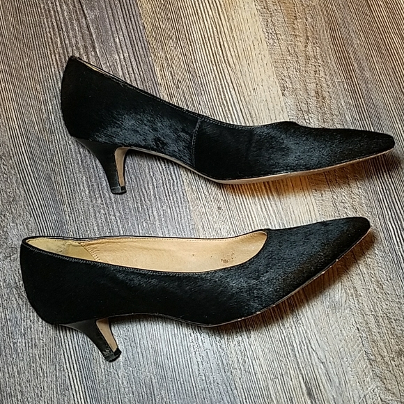 Clarks Black Leather Hair Size 8.5 pumps heels - Picture 4 of 16